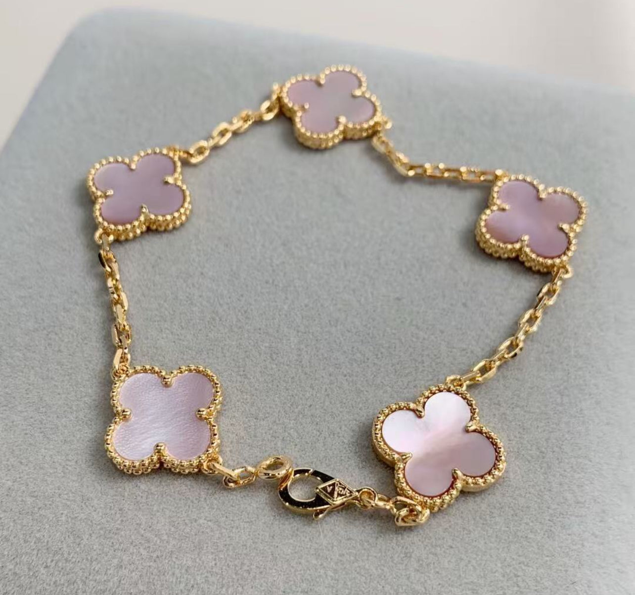 Luxury Quality Clover Bracelet 18k Gold - SassQuality
