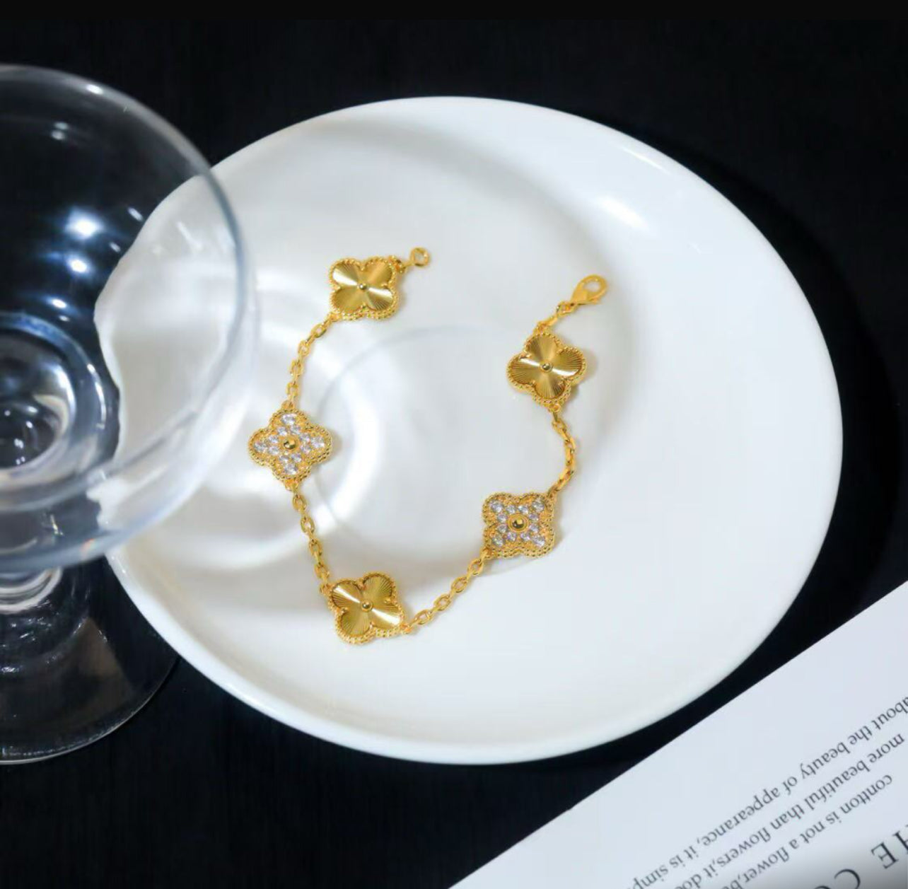 Luxury Quality Clover Bracelet 18k Gold - SassQuality