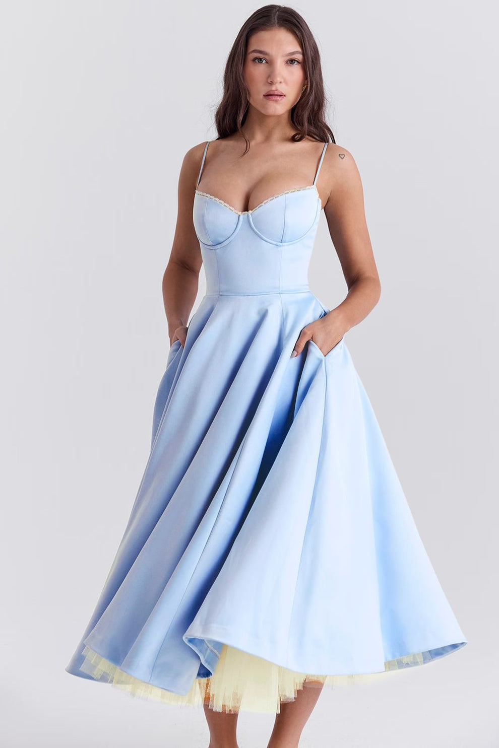 Matilda Tulle Midi Dress – Elegance with a Fairytale Touch