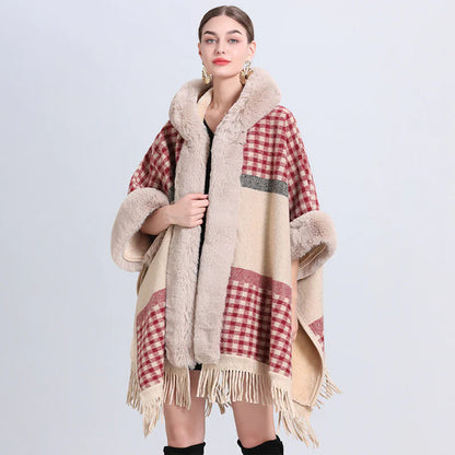 Chic Cashmere-Trimmed Plaid Inverness with Luxe Fur Collar