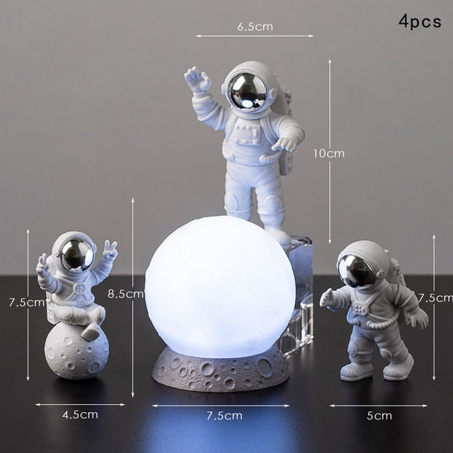 Astronaut and Moon Home Decor Set - SassQuality